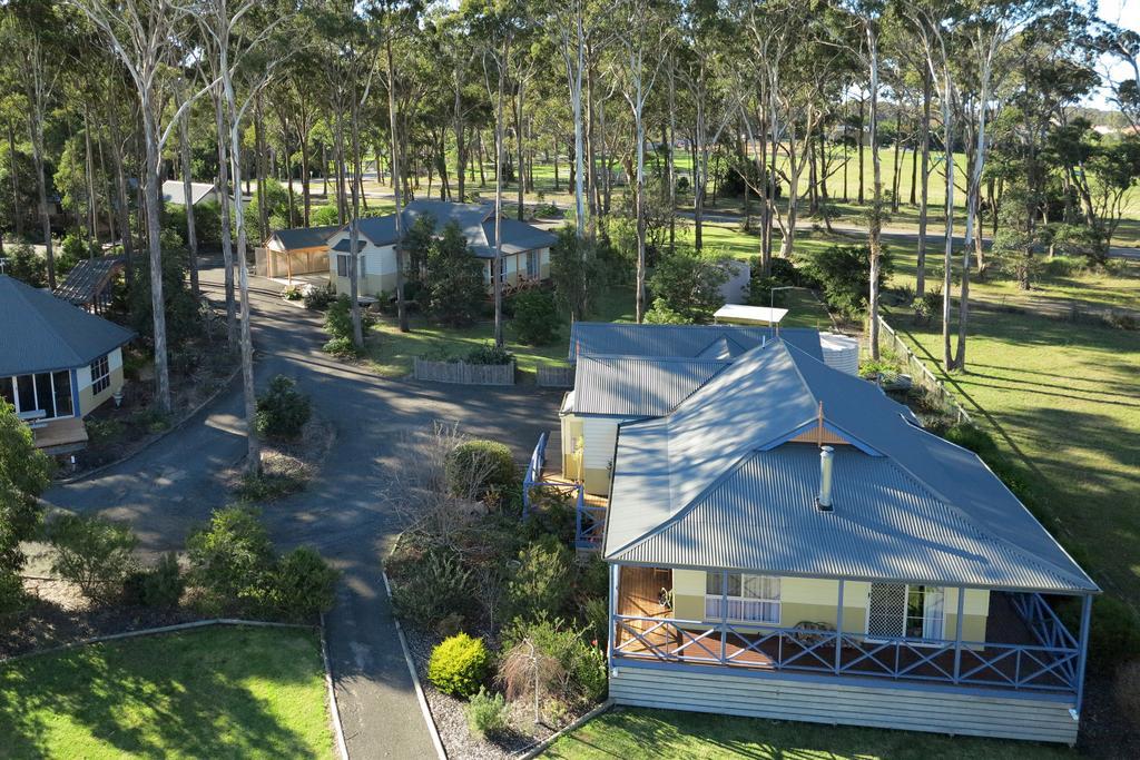 לייקס אינטרנס Waverley House Cottages מראה חיצוני תמונה